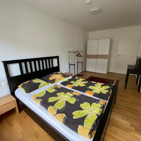 Apartment 9 Stops Away From City-Centre Vienna Esterno foto