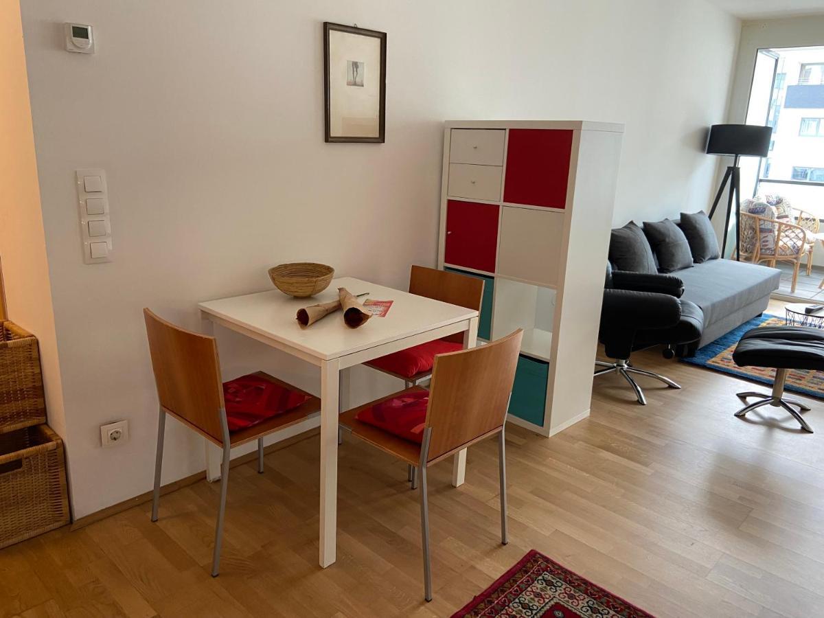 Apartment 9 Stops Away From City-Centre Vienna Esterno foto